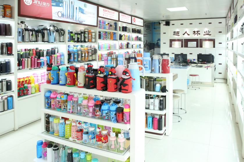 超人杯业：杯业实体发展先锋