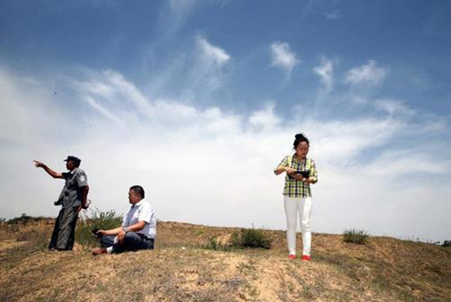 资深风水师一年收入数百万,现代女风水师