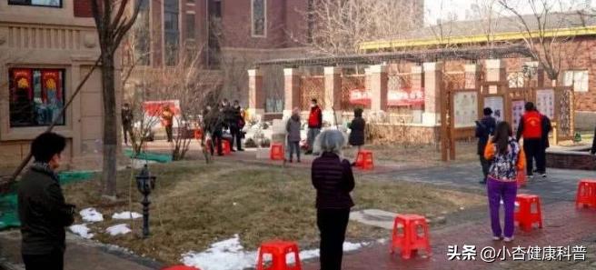 万一几个月不能出门，建议备好6类易存易放食物，营养不是问题