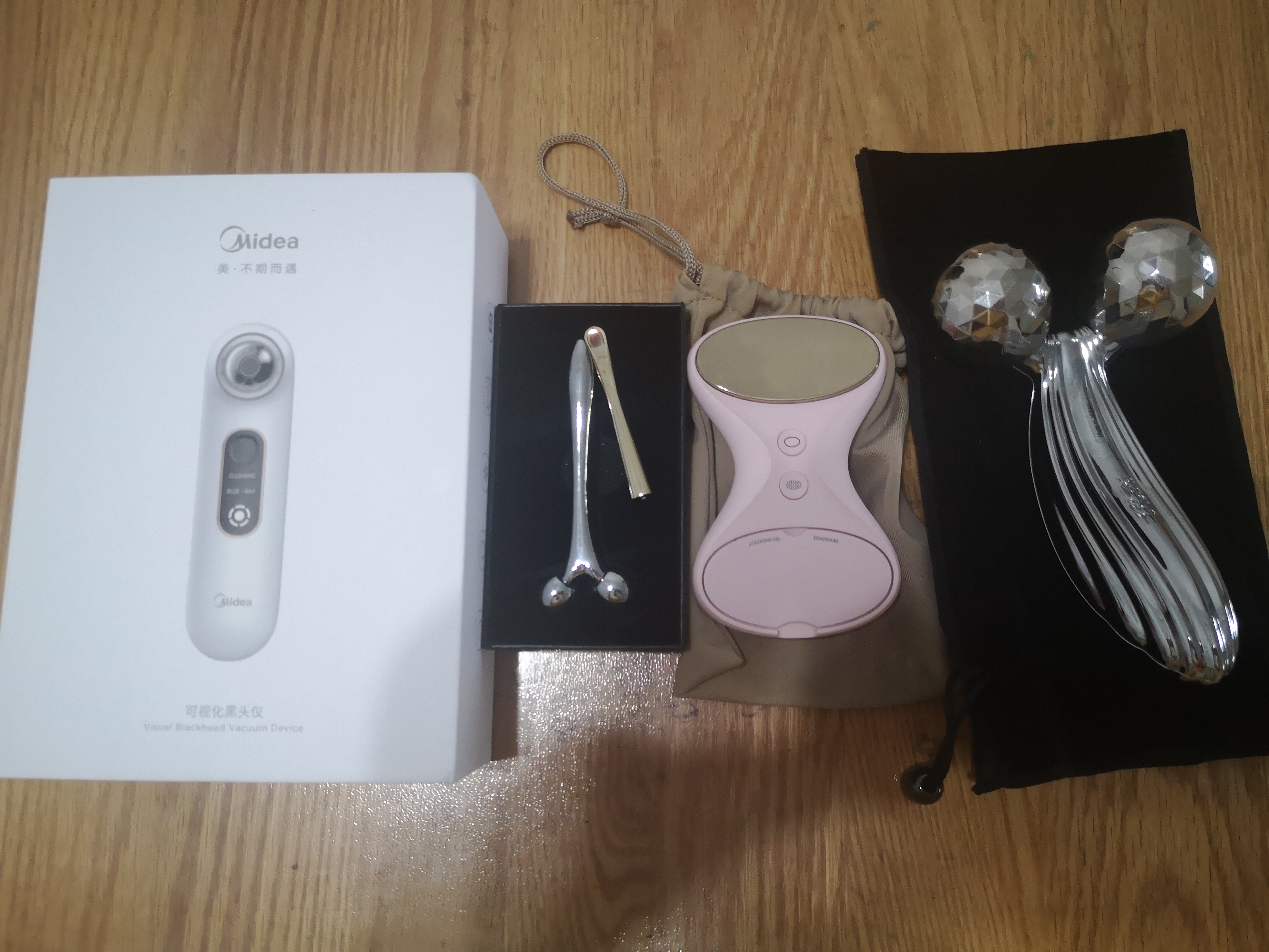 极简生活的护肤品,极简主义用的护肤品