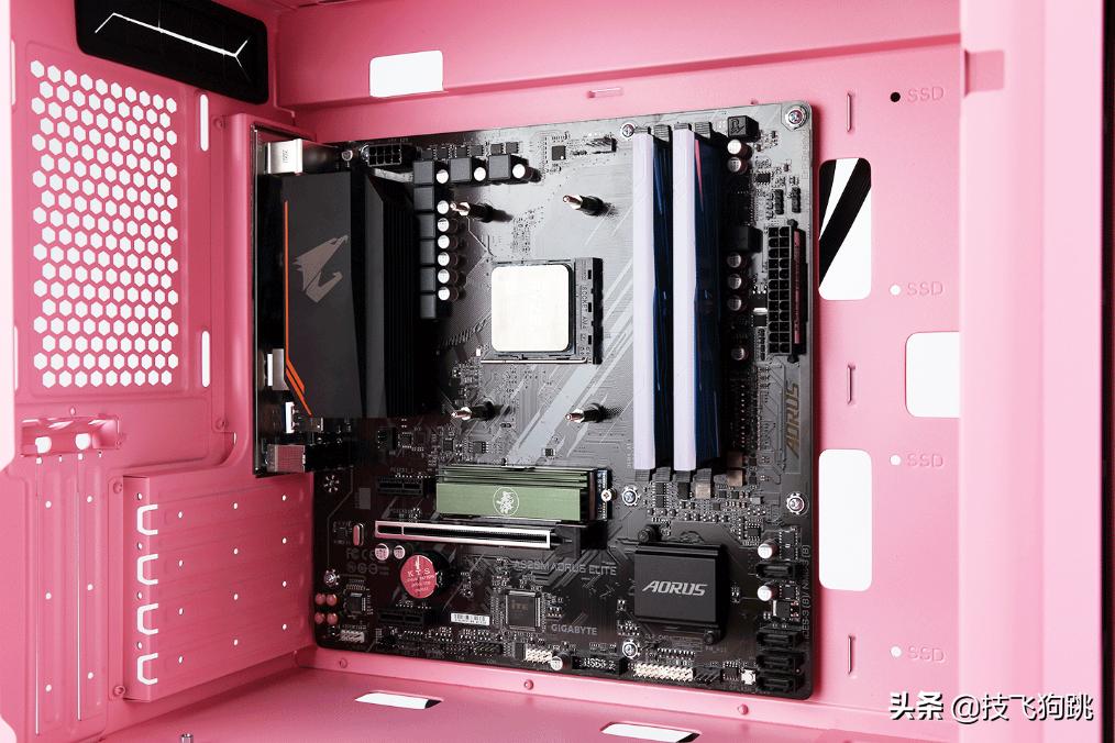 AMD入门顶配，技嘉A520M小雕主板配2060s显卡装机