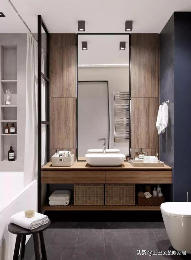 浴室柜陶瓷的好还是木质的好,浴室柜是pvc的好还是实木的好