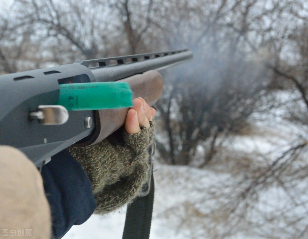 故事：江城飞侠是一对孩子，日军魂飞魄散，然而陷入了怪圈