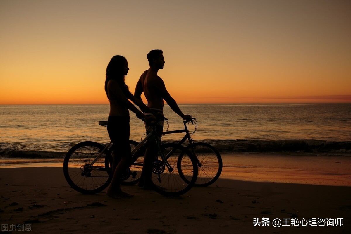 异地恋疲惫期怎么和女朋友相处,异地恋如何度过厌倦期