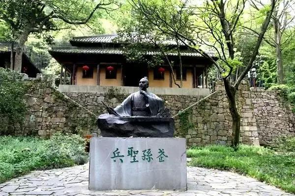 暑期玩水清凉攻略,超清凉这里有一份夏天玩水攻略