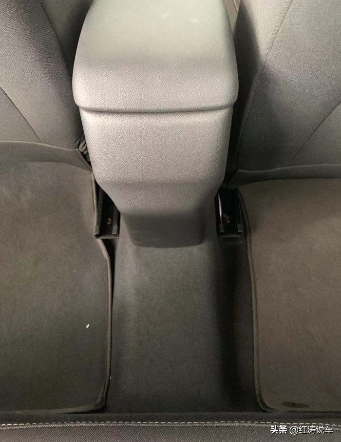 雪佛兰科沃兹优点和缺点,雪佛兰科沃兹最新款顶配四缸新车