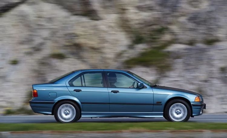 17岁买奔驰e,17岁想买奔驰