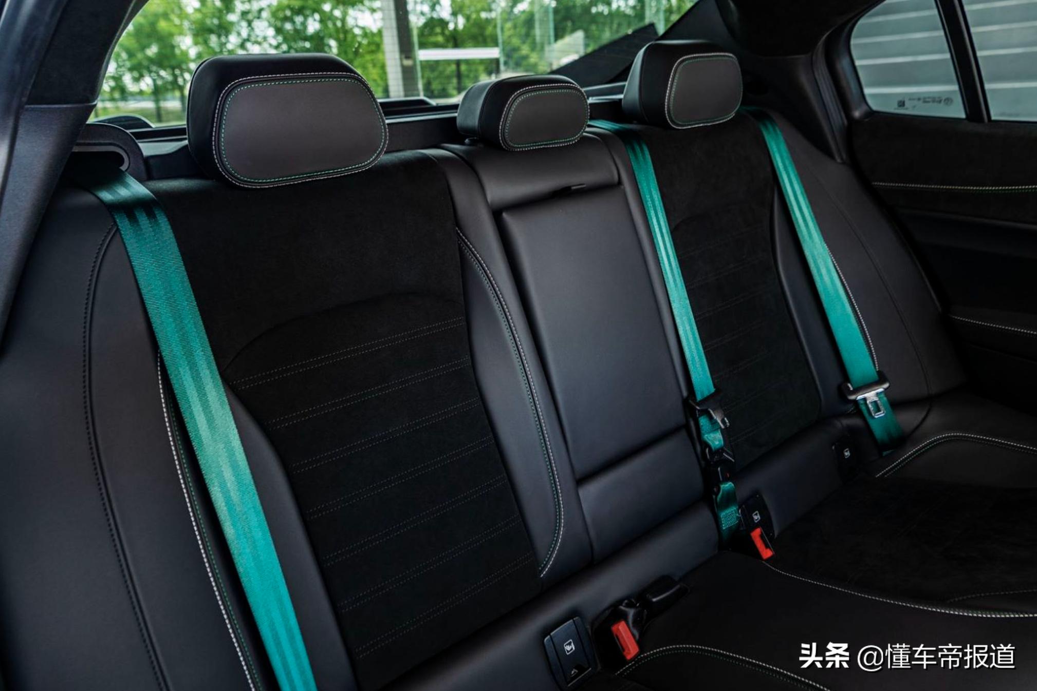 新车阿尔法罗密欧giulia豪华版200p,阿尔法罗密欧giulia车评