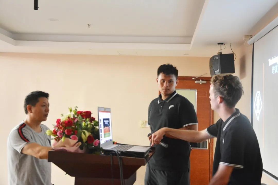 校园足球该如何快速发展1000字,校园足球发展目标及规划