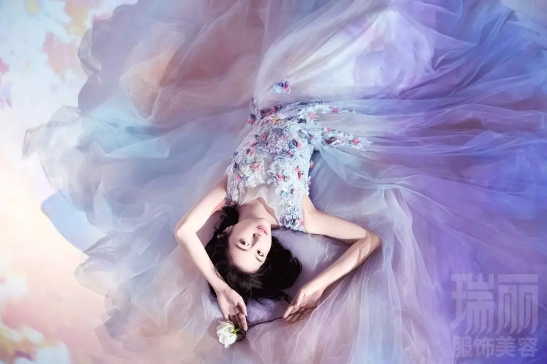 《瑞丽》，中国时尚杂志界的土味大姐大