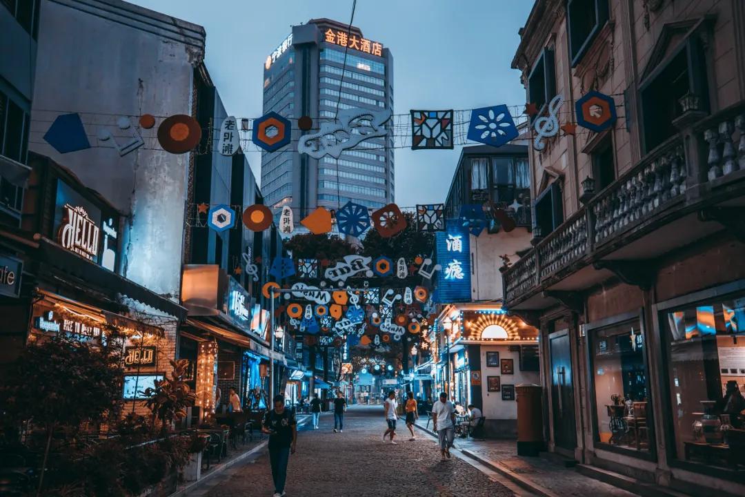 逛完这15条街瞬间看懂上海,逛完这五条街让你彻底爱上杭州