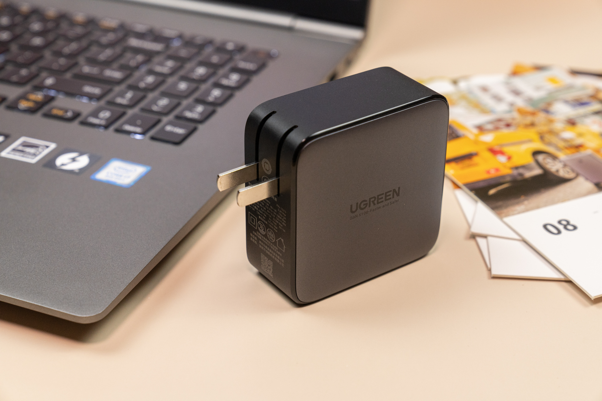 绿联30W氮化镓快速充电器,绿联闪充湃氮化镓充电器45瓦测评