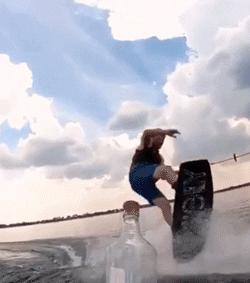 瓶盖挑战康纳,瓶盖挑战潘玮柏