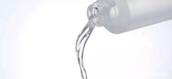 内外兼修的修护精华,内外兼修的精华修复补水