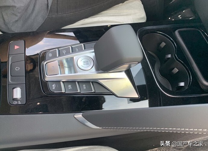 比亚迪宋pro灰色手动,比亚迪宋PRO驾驶体验