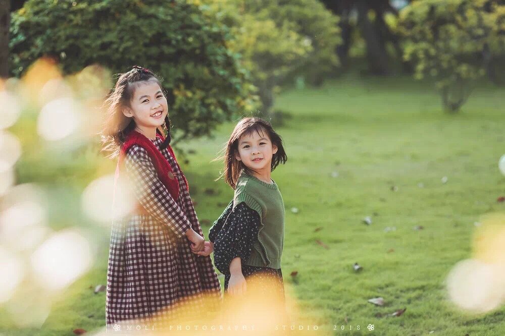 鑼勫瓙鎴峰涓撹,鑼勫瓙璁胯皥涓斧