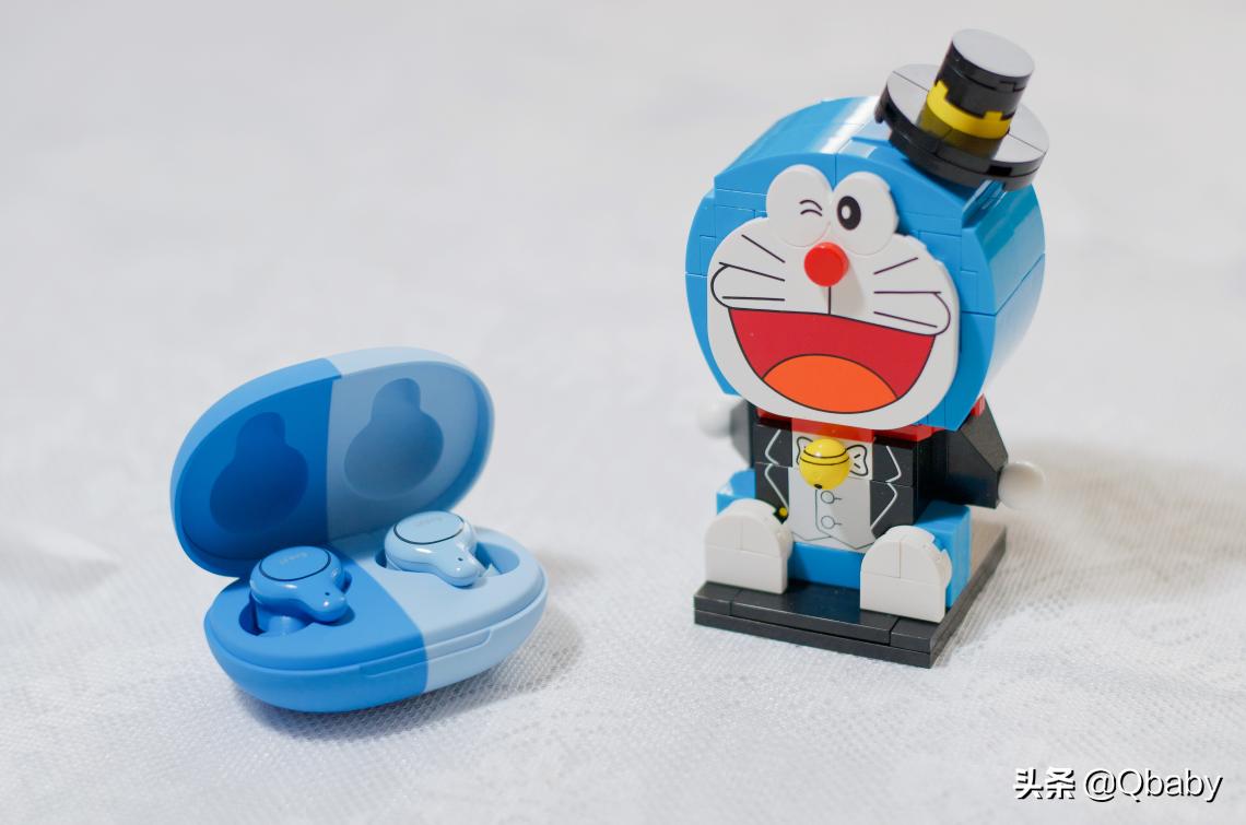 晒一晒我们的情侣手机和数码配件