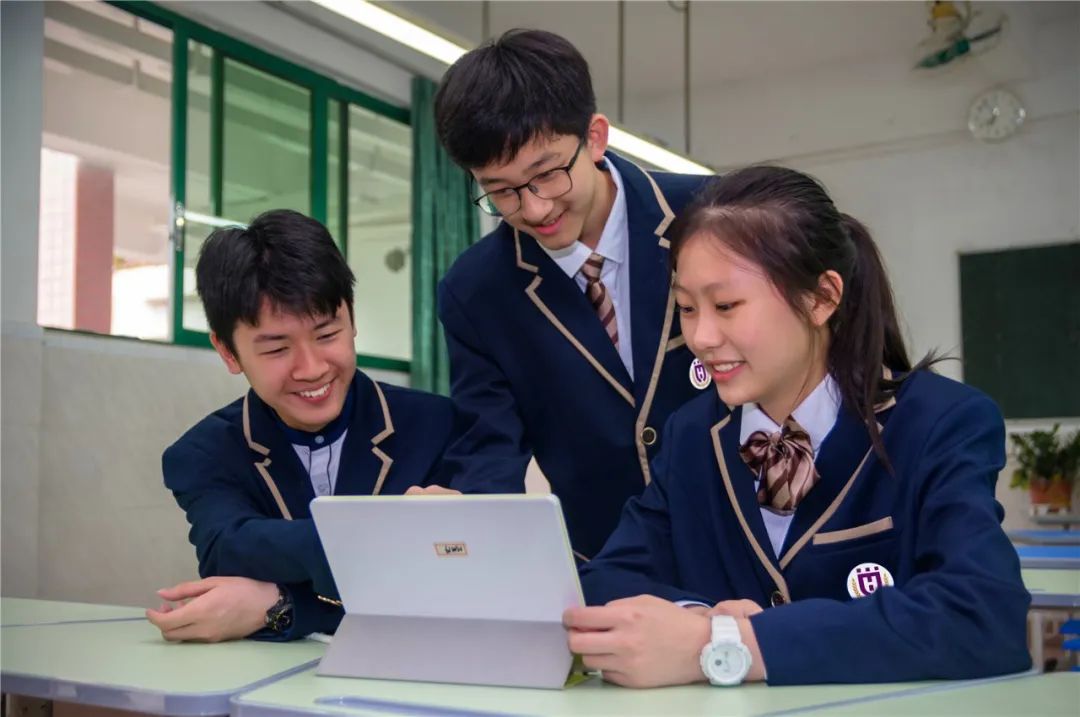 大咖观点分享,华美国际教育课程宣讲