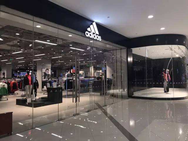 aj闃胯开鑰愬厠,aj鍜宲uma