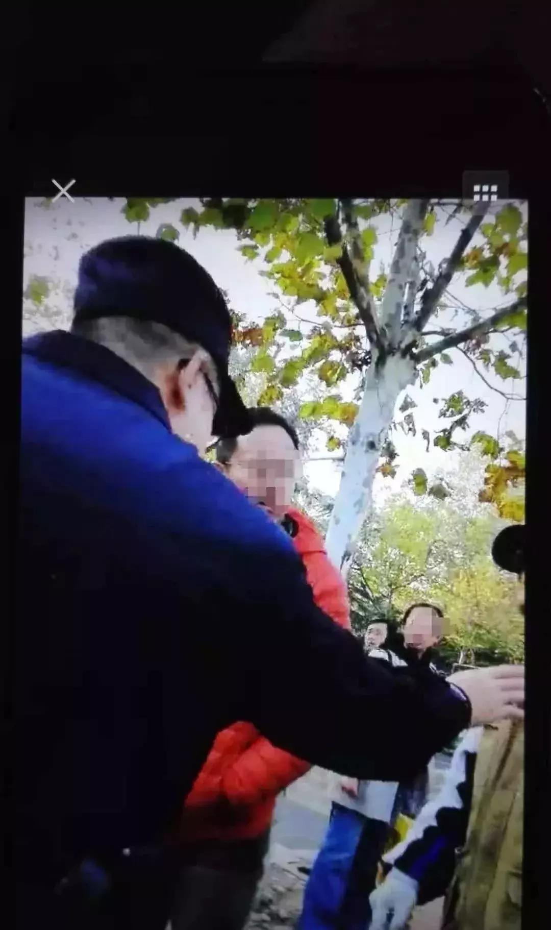 学生家长殴打女老师被拘10天,老师殴打未成年人被行政拘留