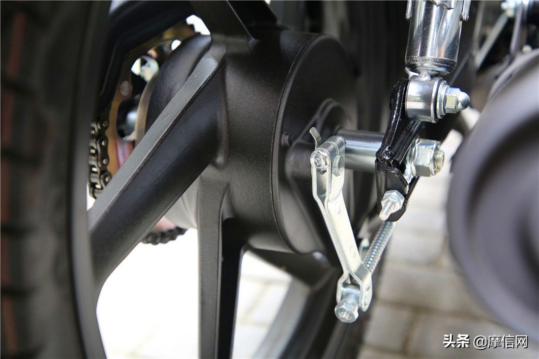 新大洲本田战龙150摩托车怎么样,新大洲本田战龙150电喷的质量如何