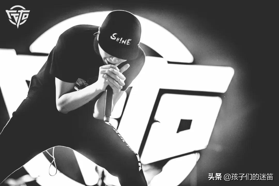 偶像为自己代言是什么感觉,和自己偶像合作是种什么样的体验