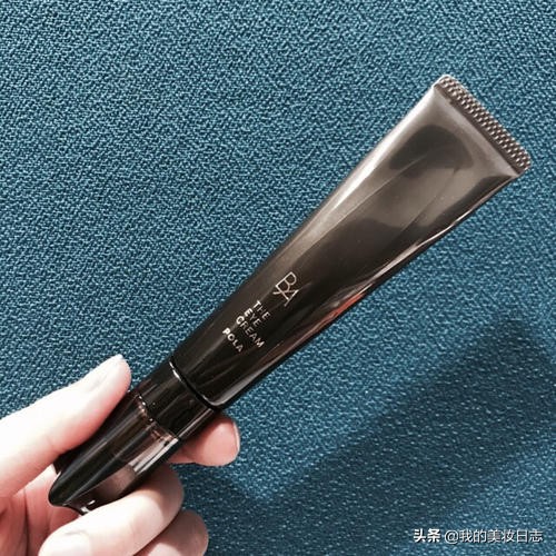 适合40岁女人的淡化细纹的眼霜,30岁用什么淡化细纹眼霜比较好