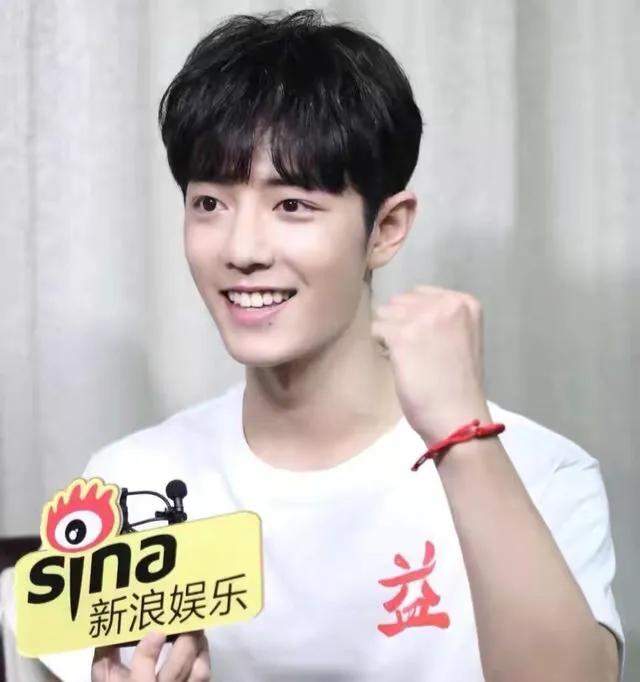 肖战忠于人品阳光帅气干净,肖战儒雅绅士有礼貌素质高