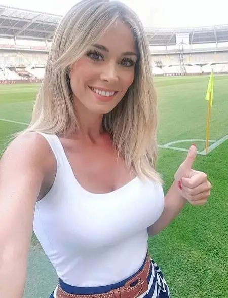 36D、蜜桃臀、逆天长腿，意甲美女主持钟情C罗吸睛无数