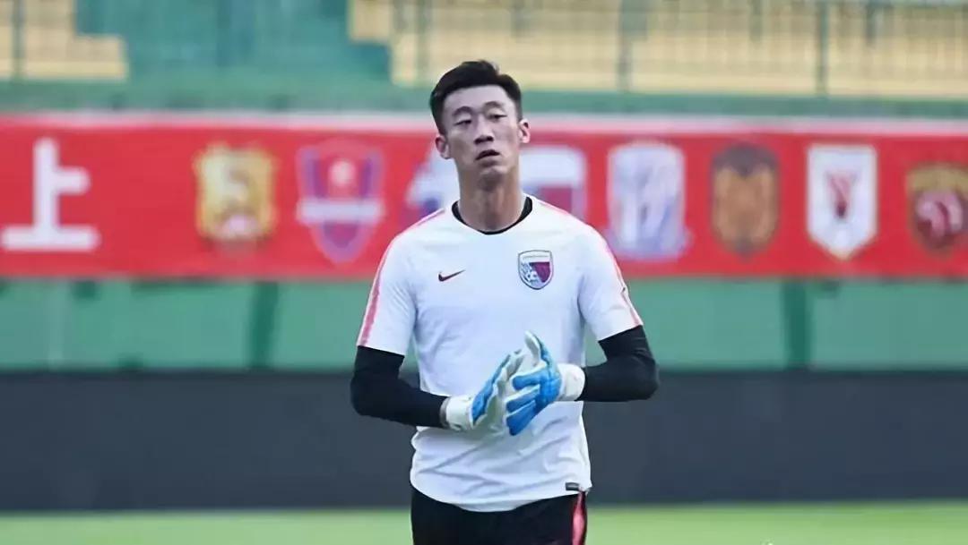 国足门将张鹭醉驾,国足门将张鹭被刑拘