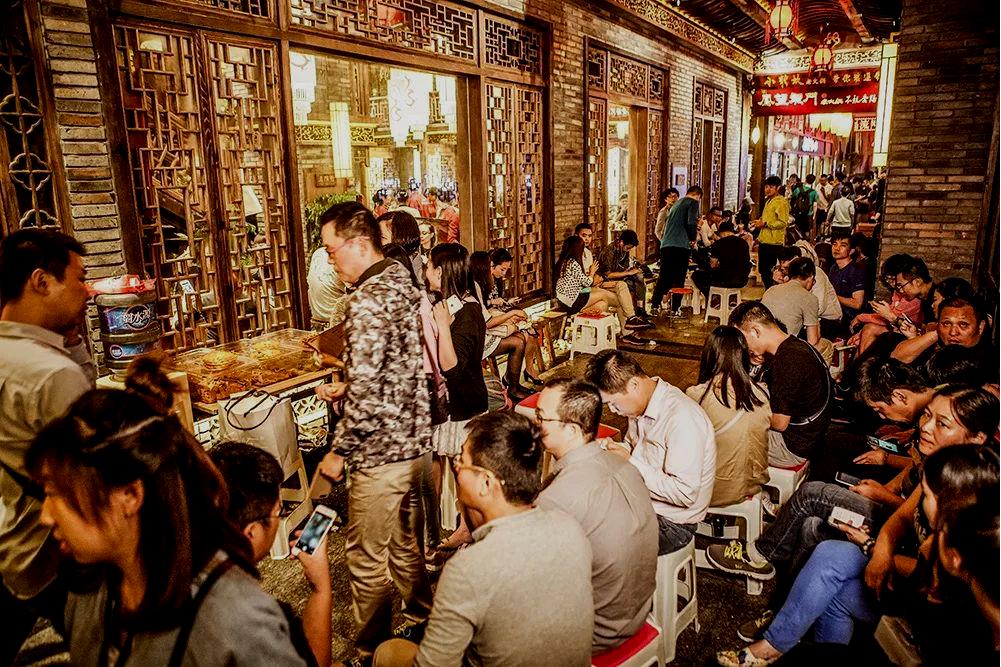 成都发布夜经济示范点,成都公布35个夜成都示范点位