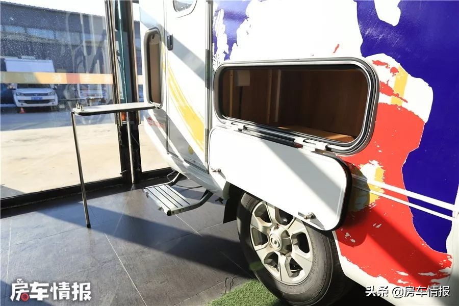 豪华四驱b型房车最新款,览众单排汽油四驱皮卡房车