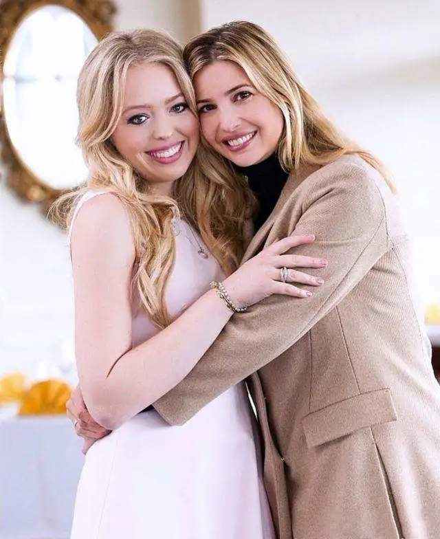 伊万卡秀身材,伊万卡海边秀身材