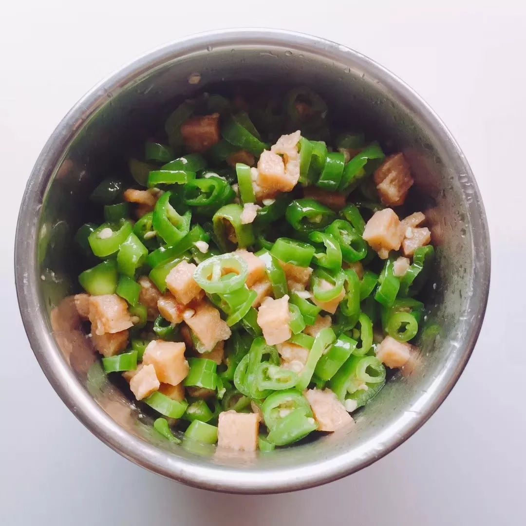 花椒、蛋烘糕和肉桂,对头,这里是咖啡店