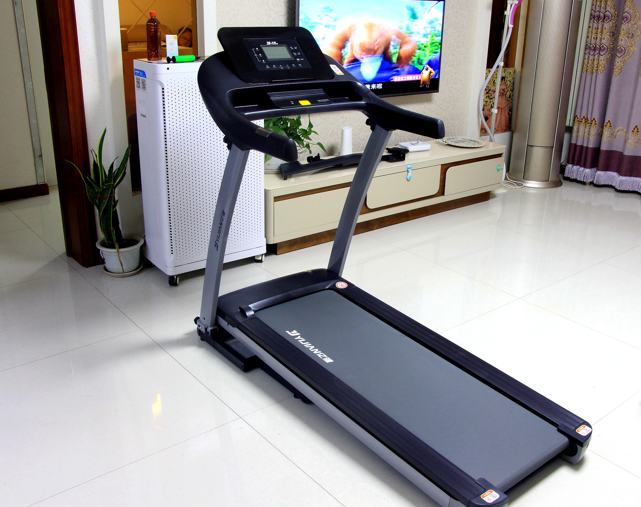 亿健跑步机最新款是哪个型号,亿健智能跑步机m1评测