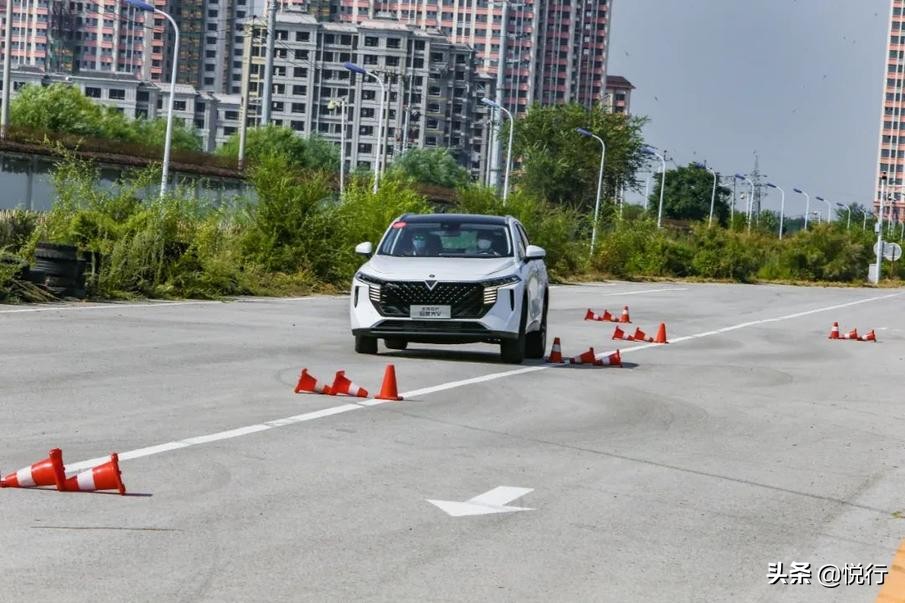 东风日产启辰大v详细测试,启辰大v喜气版