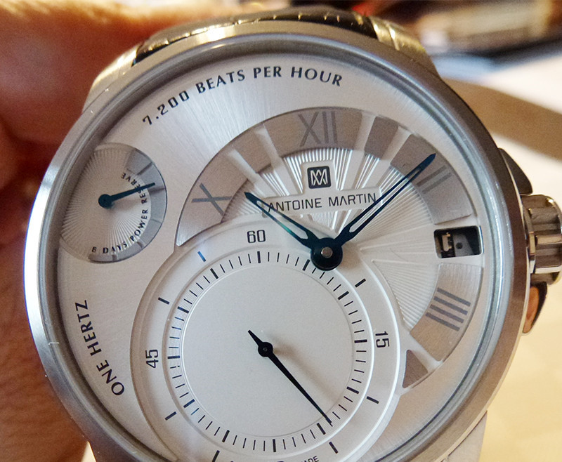 手表振频越高越精准吗,手表的振荡频率越高越好吗