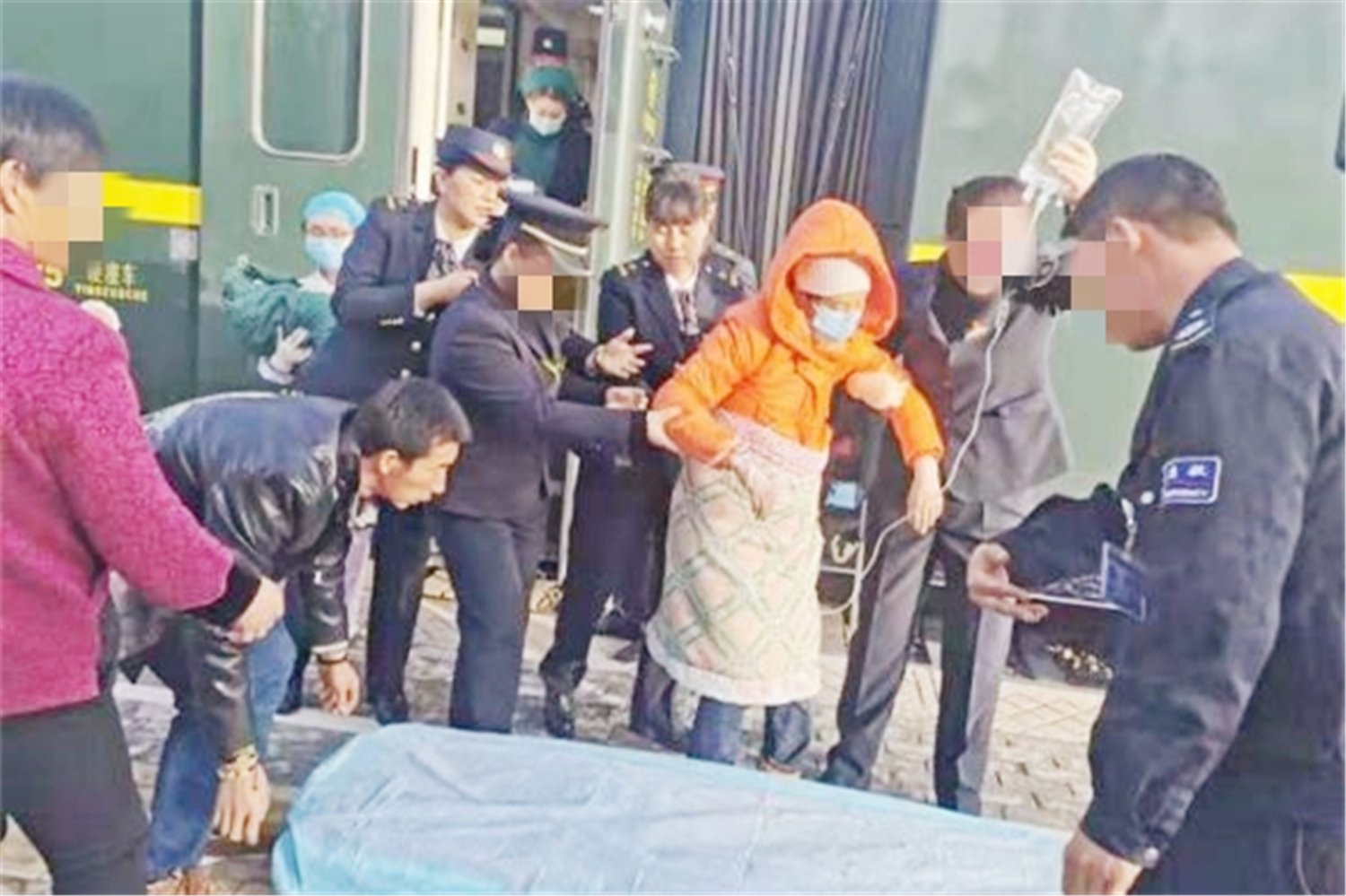 孕晚期准妈妈的产前注意事项,孕晚期几周开始会可能分娩