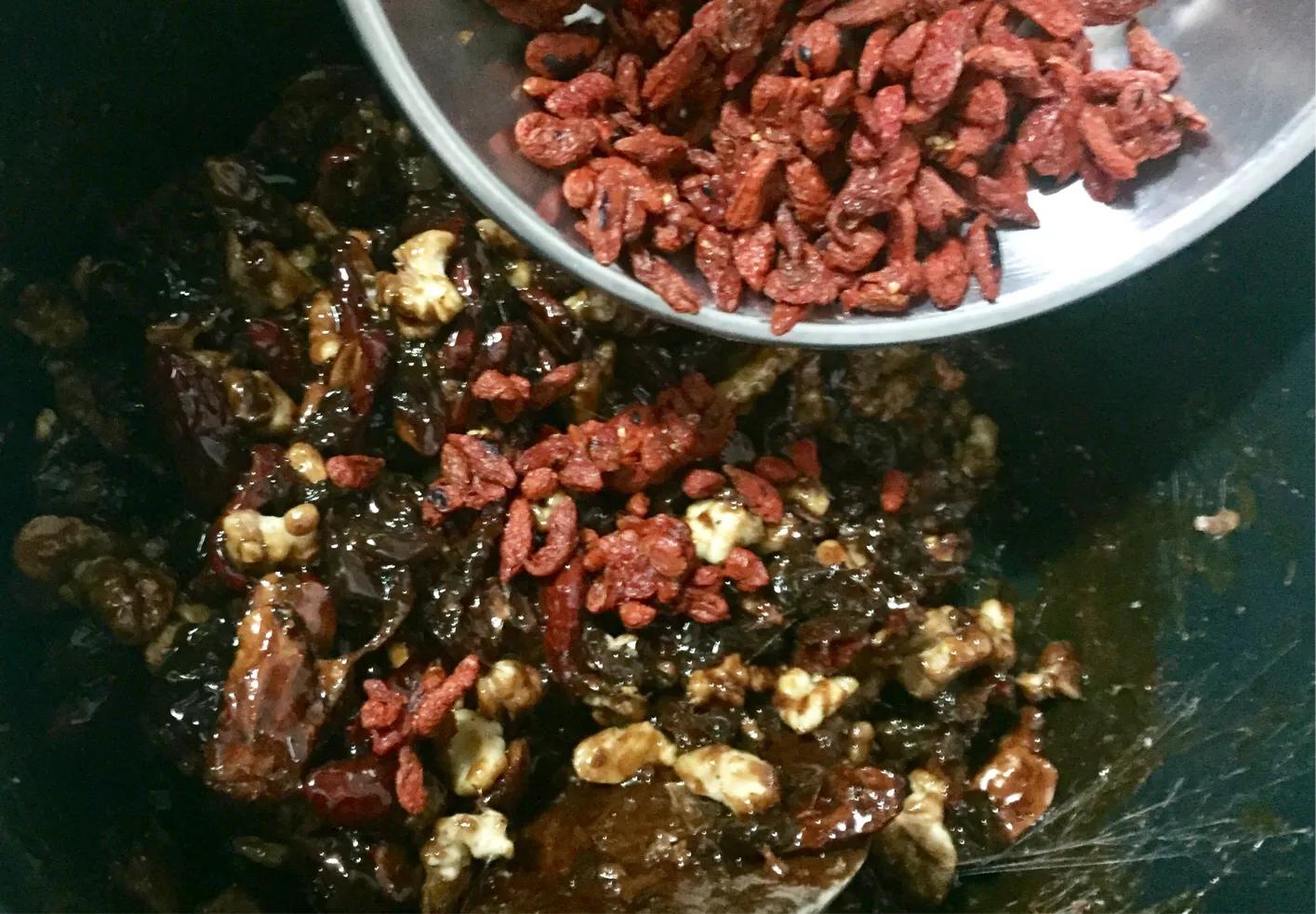 女人自制阿胶糕做零食,女人阿胶糕配方