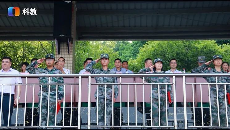 重庆城市职业学院迎新晚会,重庆城市职业学院军训汇演