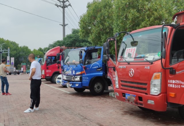 货车货运司机怎么找货源,货车司机找货源东莞