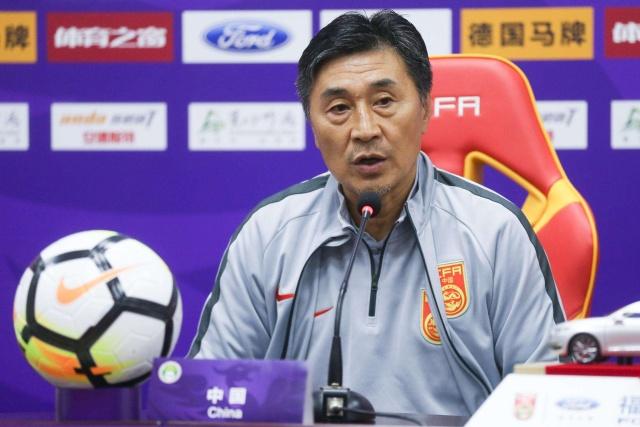 中国女足王霜拥抱贾秀全,中国女足贾秀全王霜