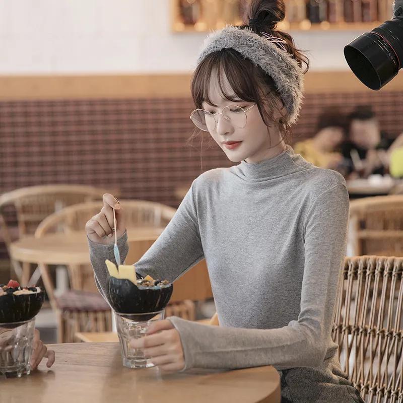 别穿土气的打底衫今年流行9款,选打底衫怎么选