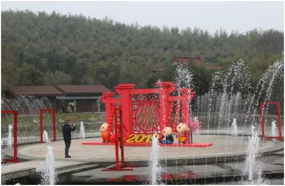 今天,我在宜兴竹海,过传统春节,沾福气满满!