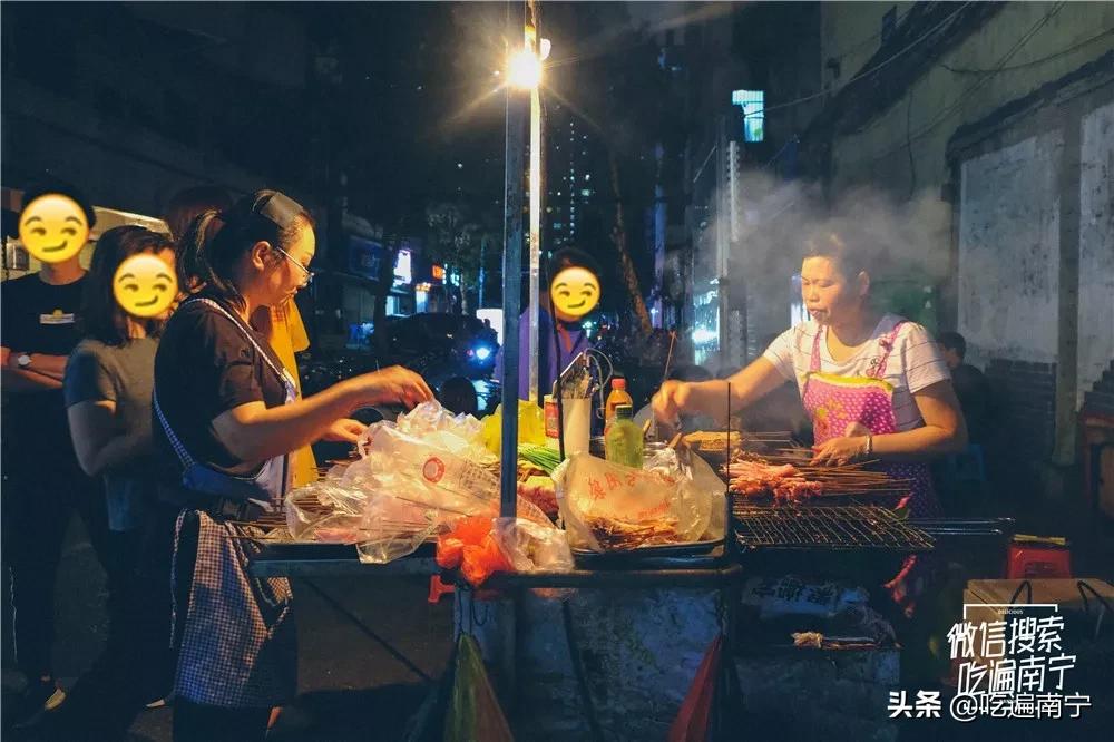 南宁东盟商务区烧烤摊,南宁2021烧烤店铺排行榜前十名