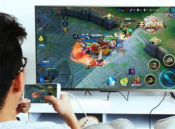 最简单手机投屏1分钟学会,无线投屏器小屏秒变大屏