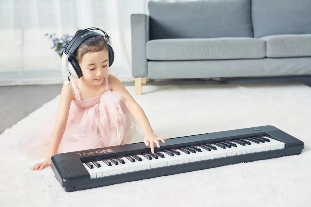 新手如何弹奏多功能数码电子琴,多功能数码电子琴的好听音乐弹法