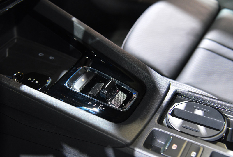 全新斯柯达明锐实车亮相,斯柯达明锐新款尾标