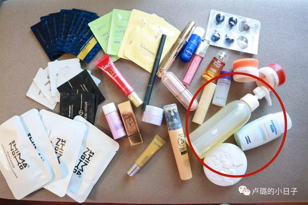 没这10样产品,我根本不敢出门!外出旅行化妆包大公开