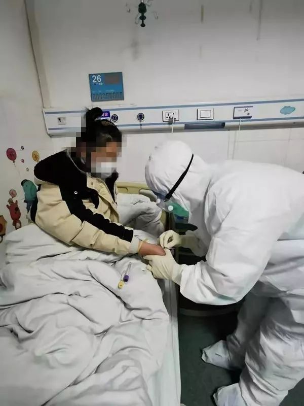 7岁小朋友为阜阳疫情加油视频,萌娃为抗疫一线父母加油